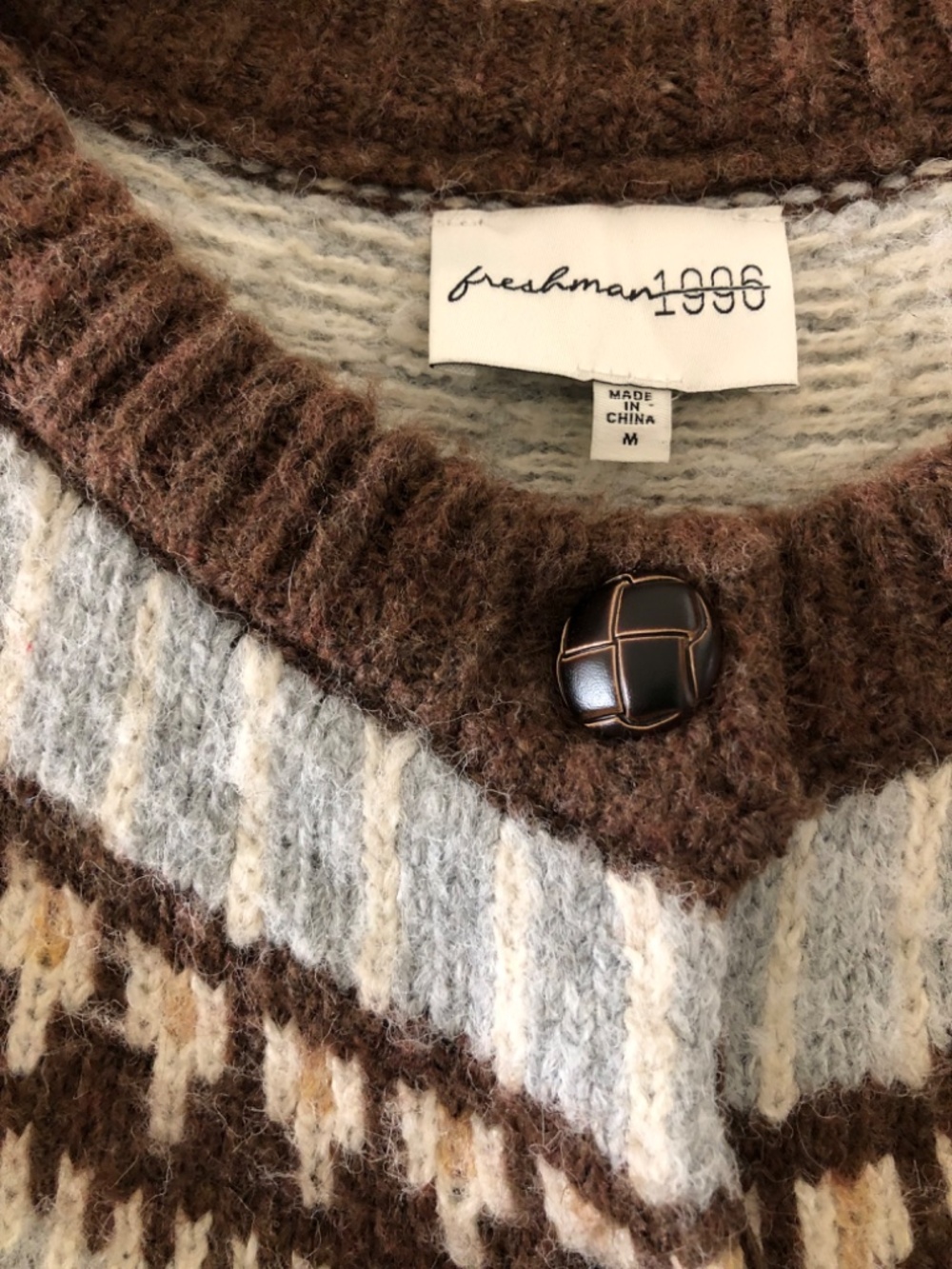 Sweater - Picture 4 of 7